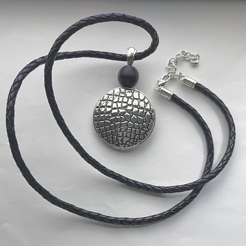 Brighton necklace with disc